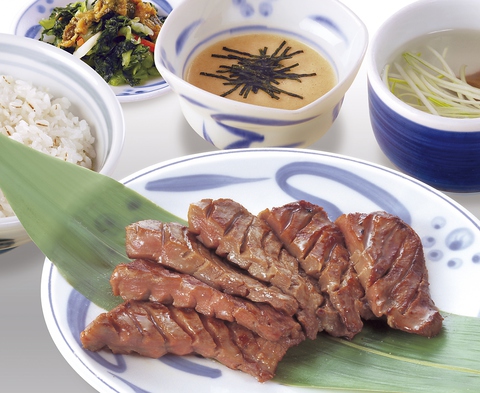 ねぎしの牛タンセット