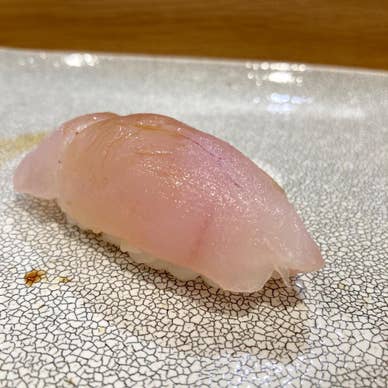 鮨スタンド三六五の握り寿司